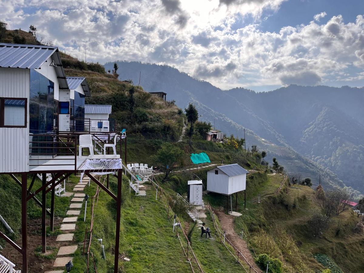 Nivriti Stays Kanatal Luaran gambar