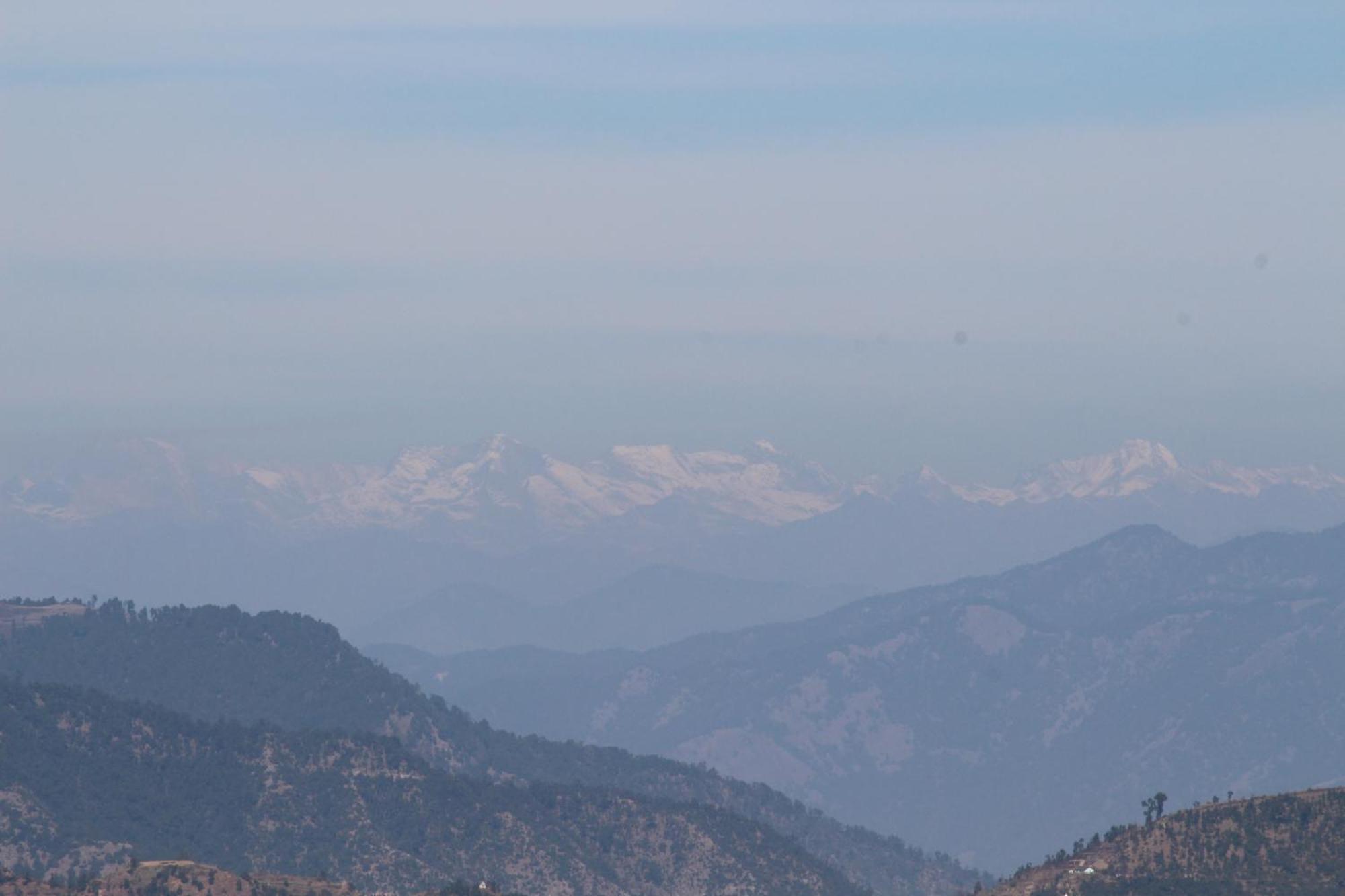 Nivriti Stays Kanatal Luaran gambar