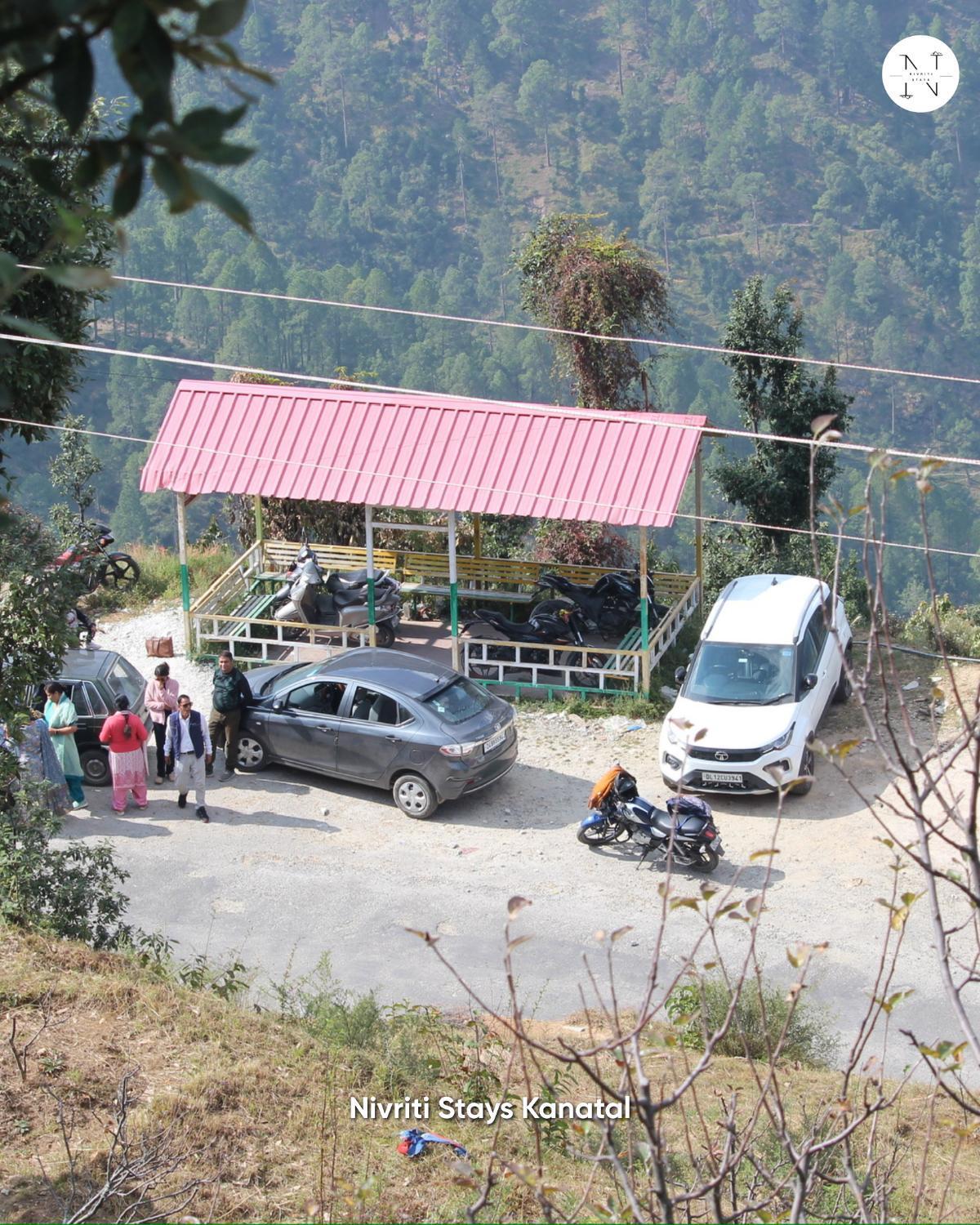 Nivriti Stays Kanatal Luaran gambar