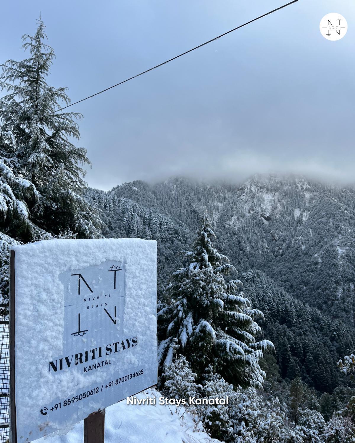 Nivriti Stays Kanatal Luaran gambar