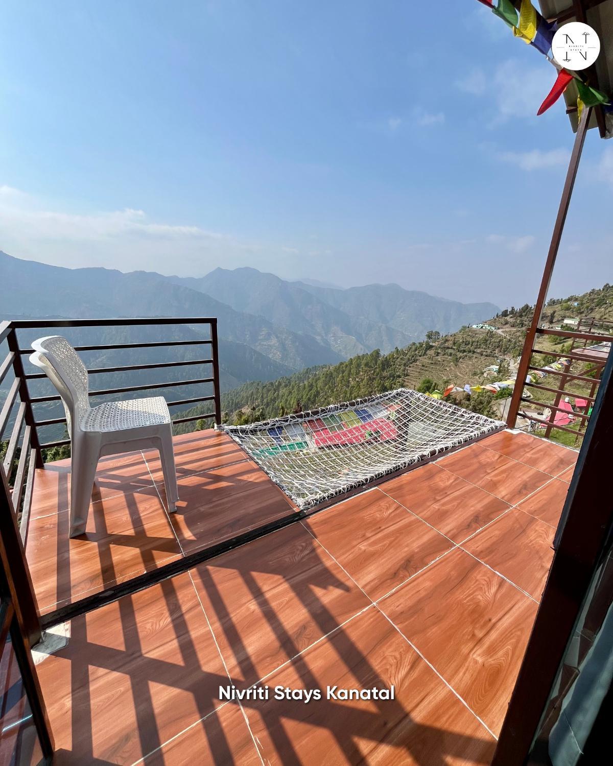 Nivriti Stays Kanatal Luaran gambar
